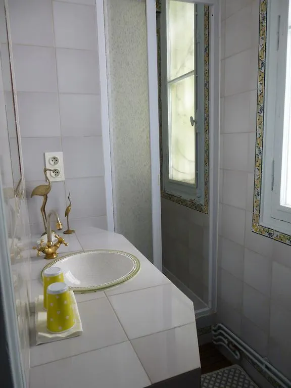 **** Bed & Breakfast Bed And Breakfast Charonne 2 Paris Frankrike
