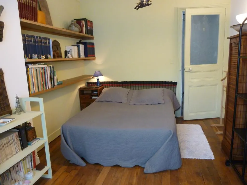 Bed And Breakfast Charonne 2 Paris Frankrike