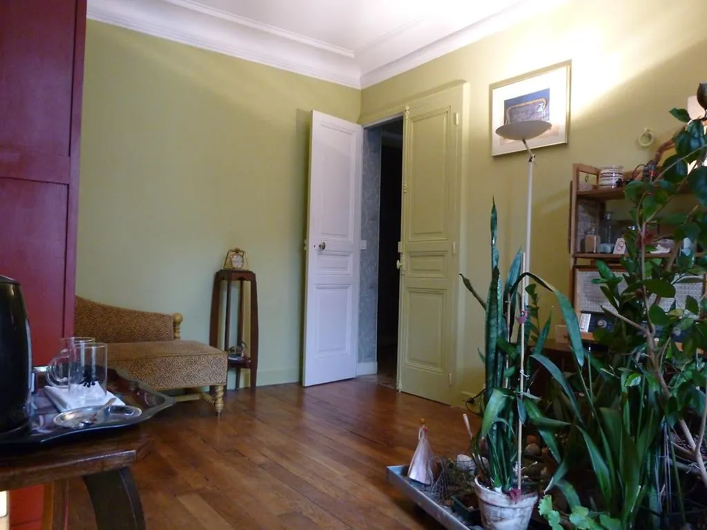 Bed & Breakfast Bed And Breakfast Charonne 2 Paris